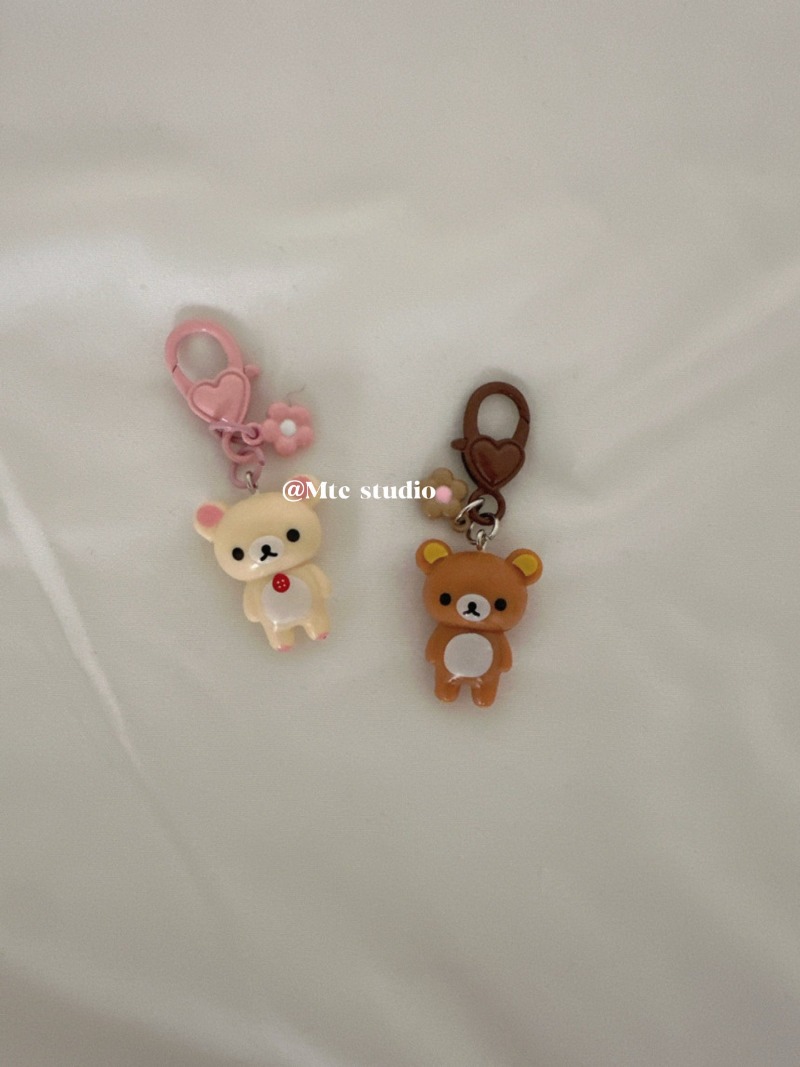 ميدالية مفاتيح كاواي ريلاكوما  - مراجعة Phone Accessories Doll وسعره