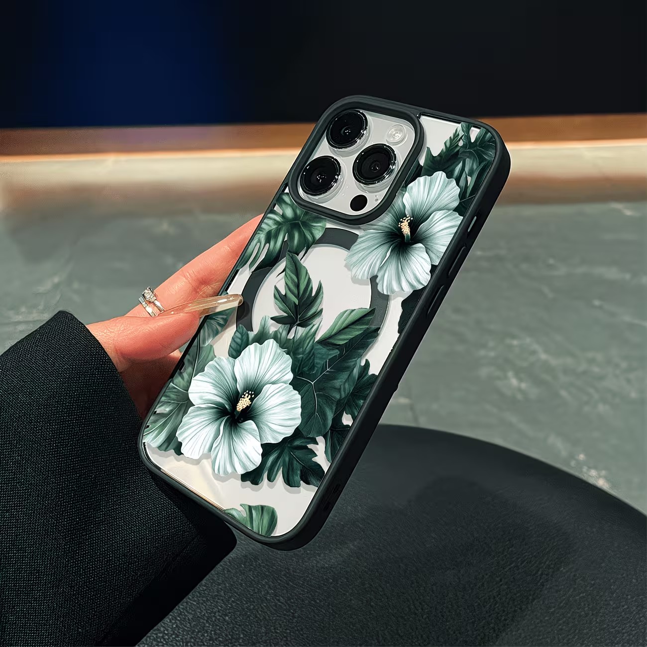غطاء هاتف شفاف بتصميم زهور خضر - مراجعة Xo Phone Accessories وسعره